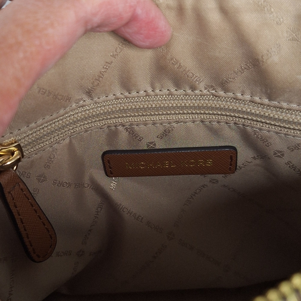 Michael Kors Ciara Womens Tan & Brown Signature Monogram Logo Satchel Bag Medium - Picture 8 of 16